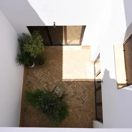 Guest house Rural Santa Aldea Del Rocio 2*